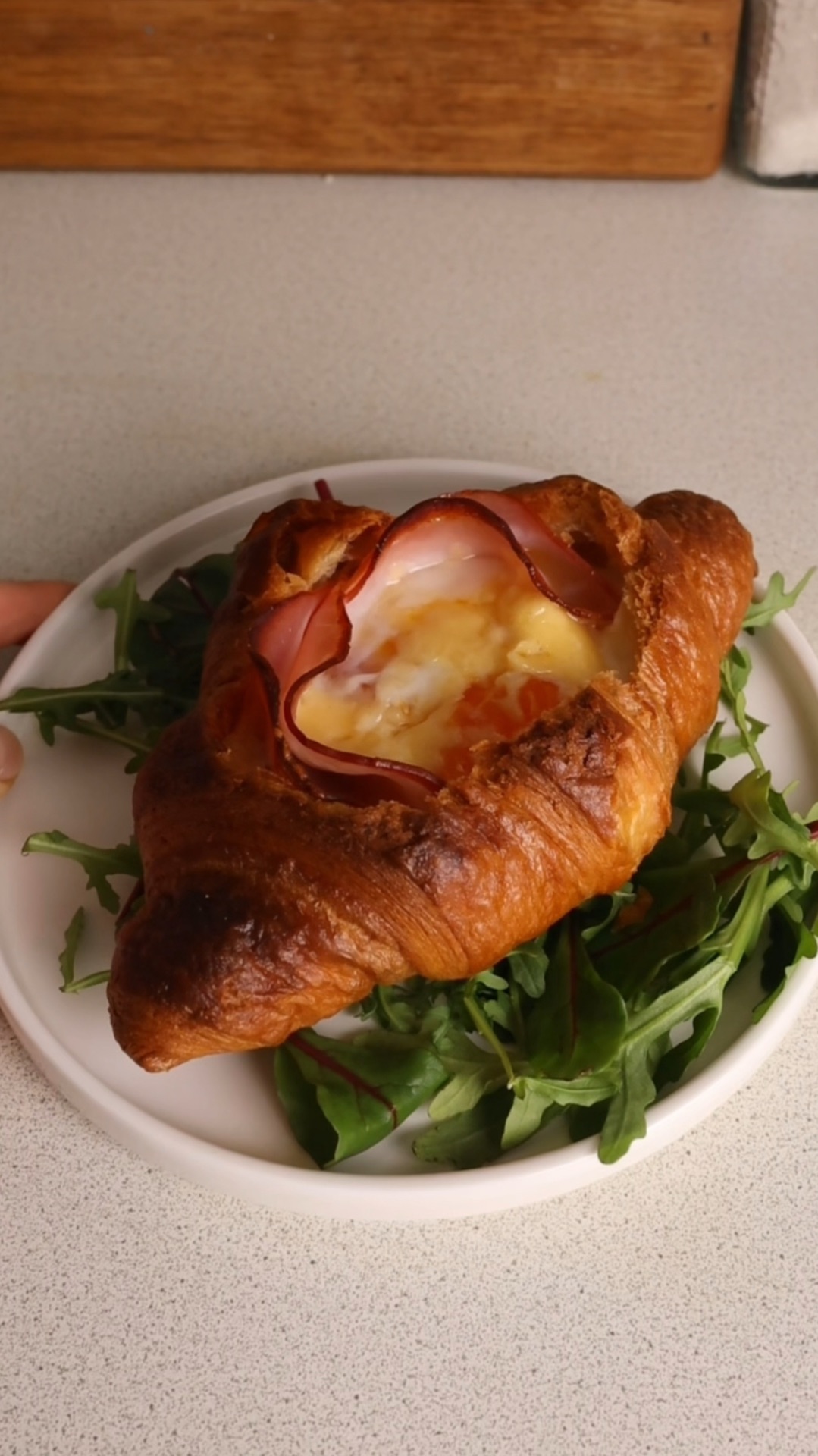 «Село Зелёное»: Запечённый круассан