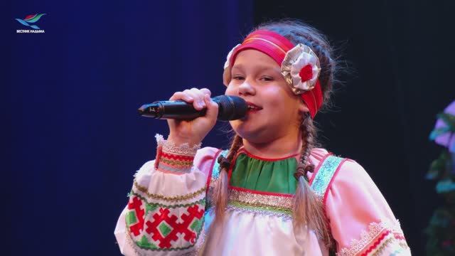 Ксения Зырянова – «Сапожки»