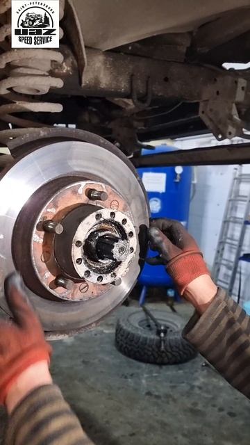 Что бывает, если не подтягивать ступичные гайки?