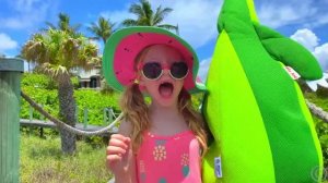 Nastya and her adventure with toys at the sea