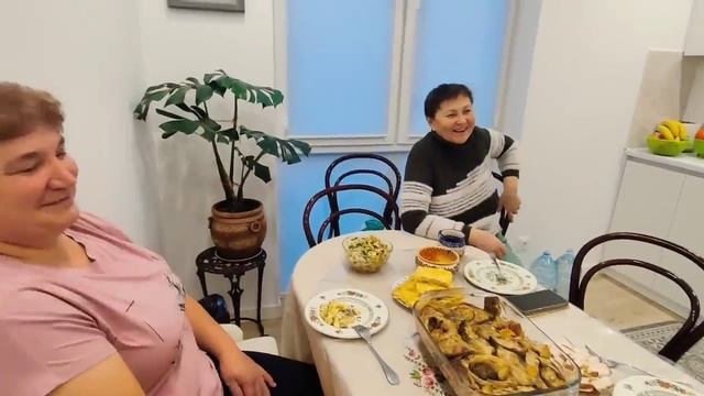 САМВЕЛ АДАМЯН ЛЮБОВЬ КИЕВ ТАНЯ ПРИЕХАЛА СПАСАТЬ НАС ОТ ГОЛОДА..