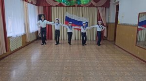 Танец "Яблочко"