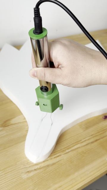 Ростовые цветы для фотозоны из пенопласта