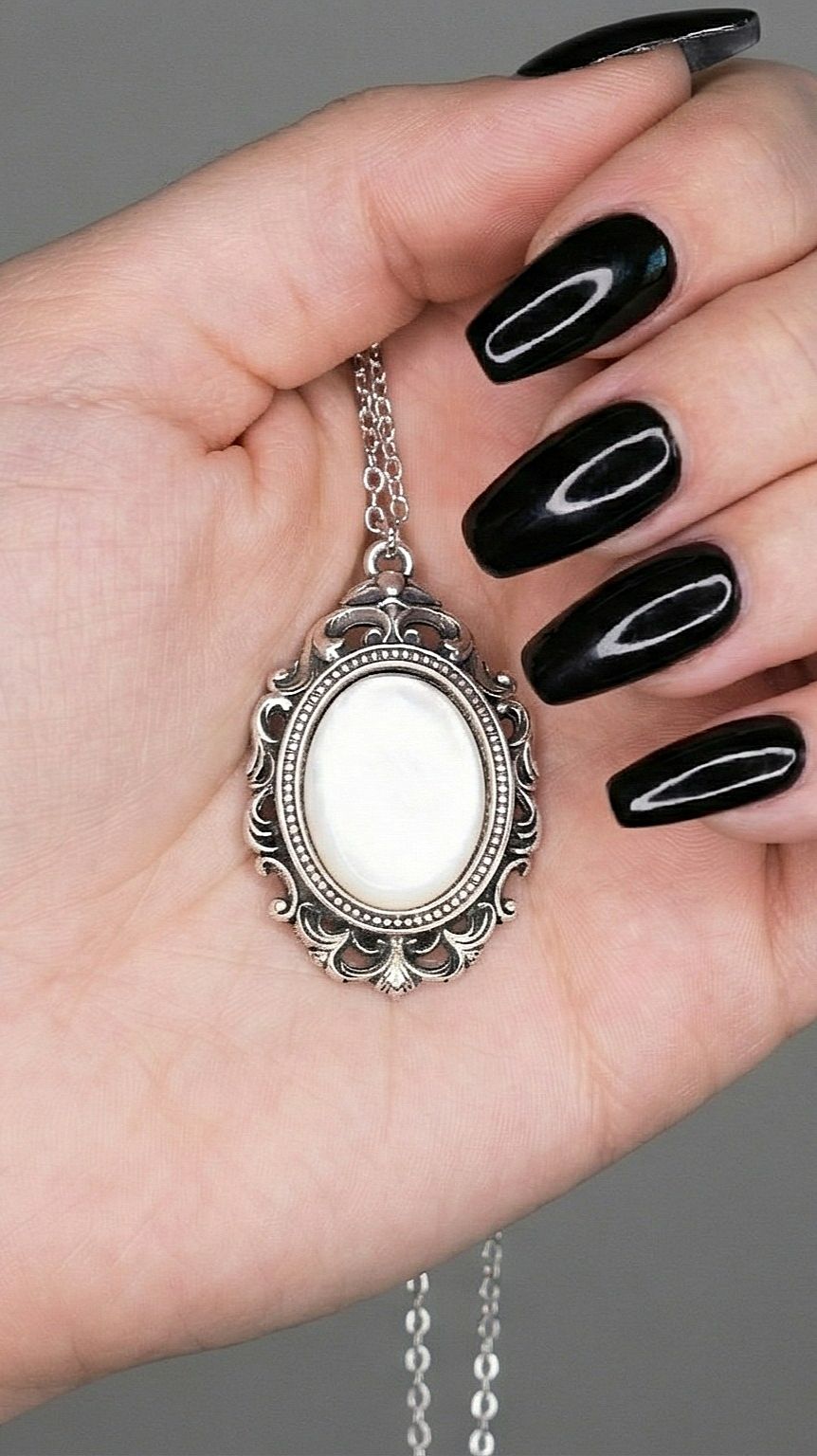 Медальон на цепочке "Отражение" от StarfallShop