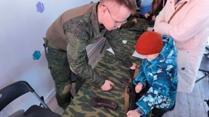 Владивосток отметил День защитника Отечества.