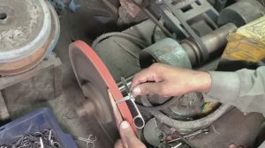 Кустарное производство ножниц в Индии