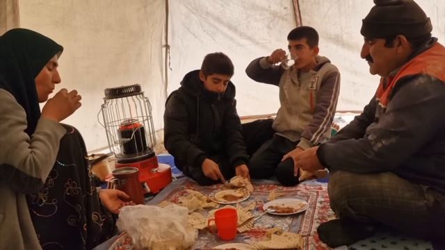 210ч.Рабочие руки, шаги надежды: история Марьям и ее детей смотреть онлайн