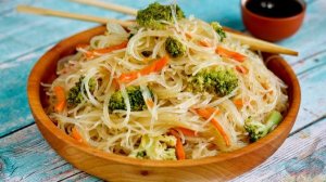 ФУНЧОЗА С БРОККОЛИ И МОРКОВЬЮ