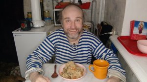 ужин с Рыжулей кашка. плохой звук. мои искушения. мукбанг. обжор. еда на камеру. диета. шизофрения.