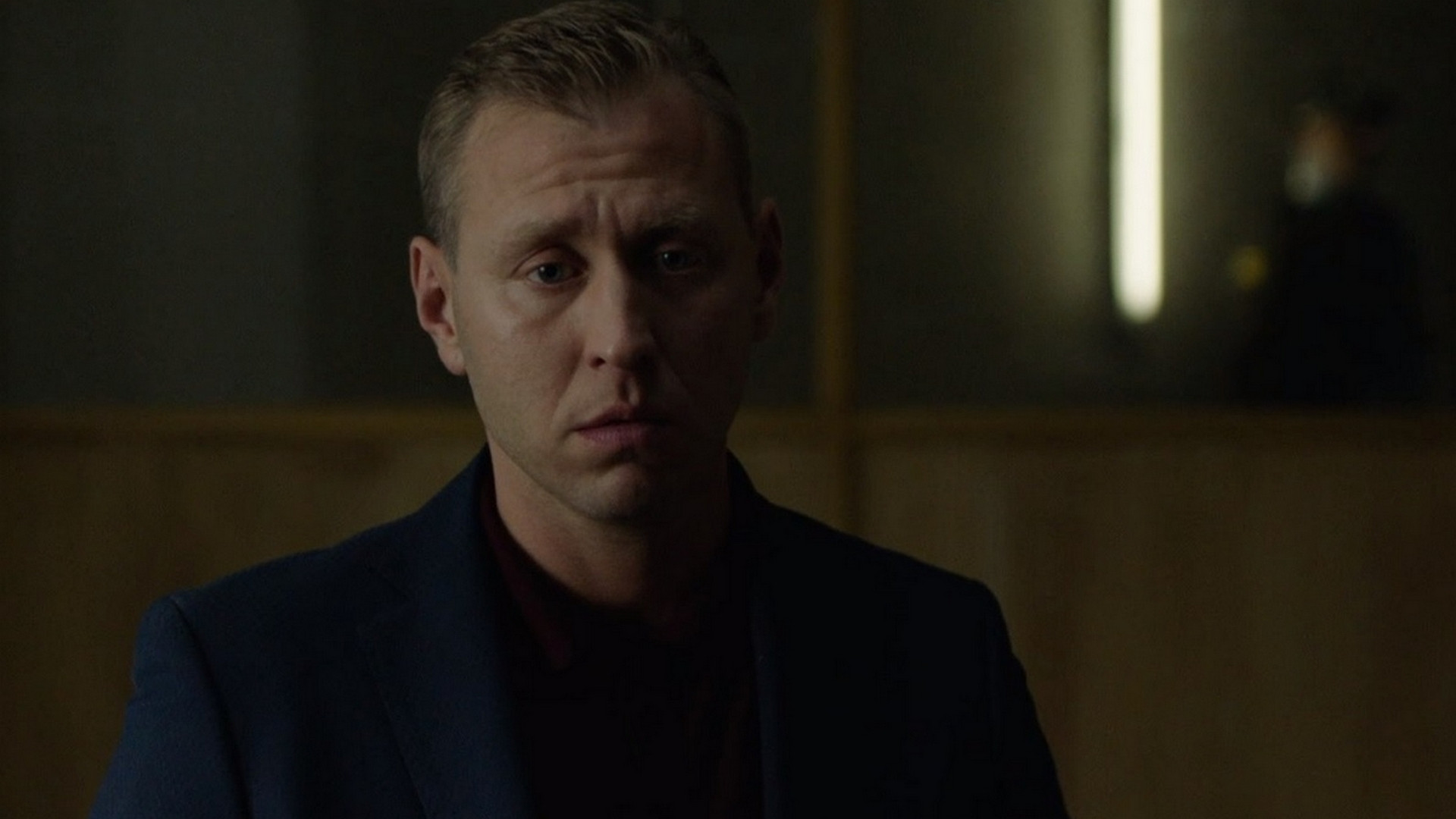 Тень за спиной, 1 сезон, 11 серия