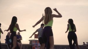 Па-па-па... Танцуют все!