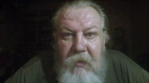 Дела житейские: Он не признаёт свои ошибки, а сваливает вину на других - "Нас обманули!"  Он дурак?