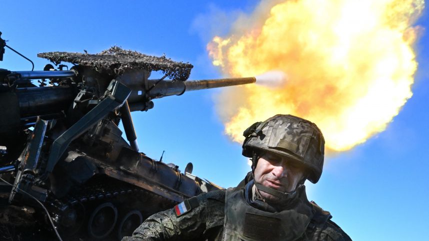 «Малка» накрыла огнем укрепрайон ВСУ. Лучшее видео из зоны СВО смотреть онлайн