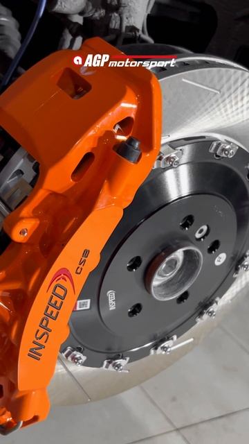 Установка высокоэффективной тормозной системы INSPEED CS8 на BMW X3 | AGPmotorsport