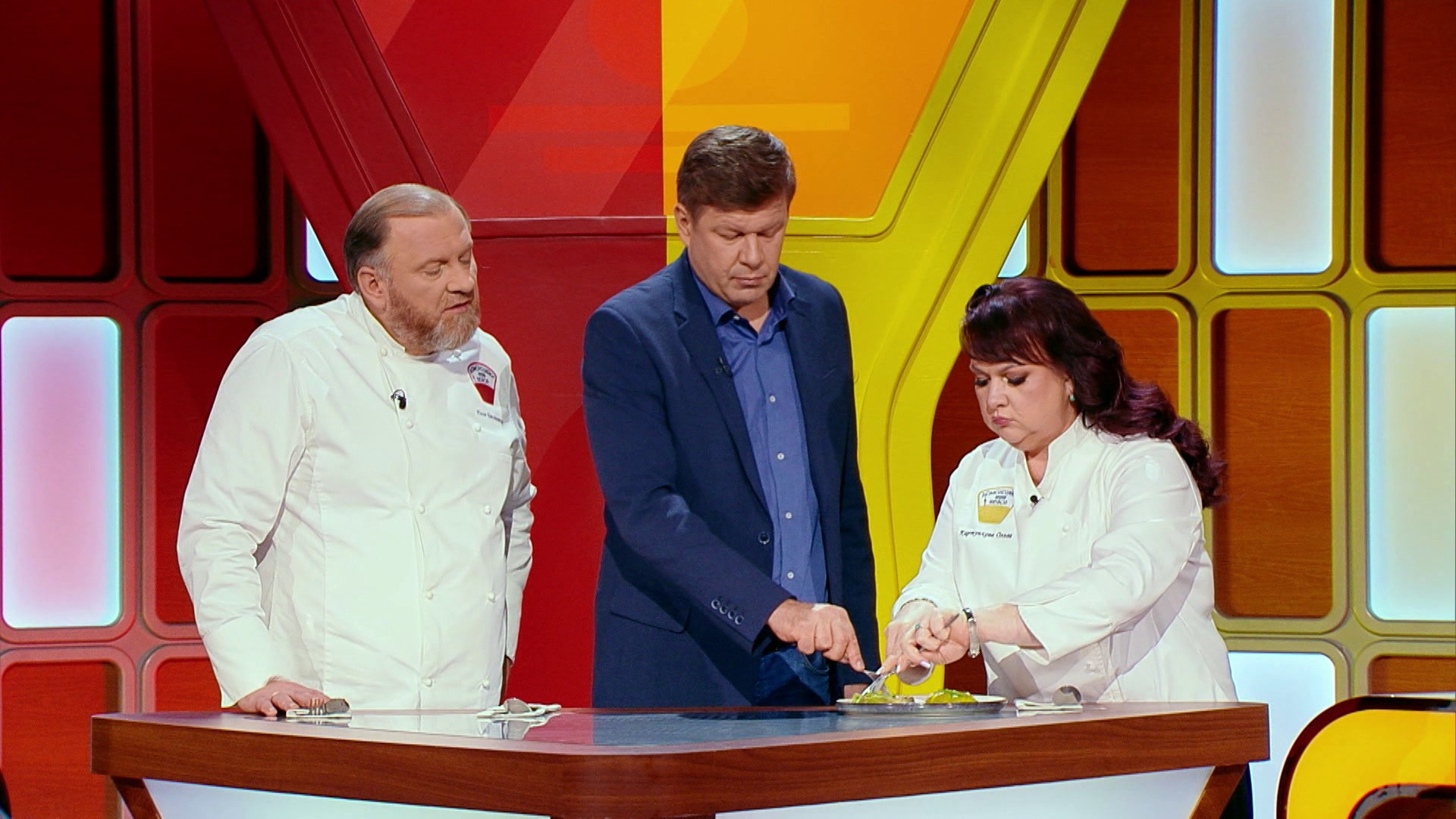 Домохозяйки против шефов: Битва за вкус, 1 сезон, 10 выпуск смотреть онлайн