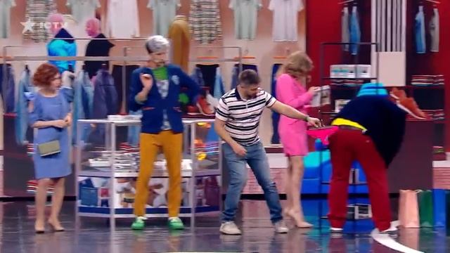 Интимная покупка: как муж с женой трусы выбирали – Дизель Шоу 2021 | ЮМОР ICTV