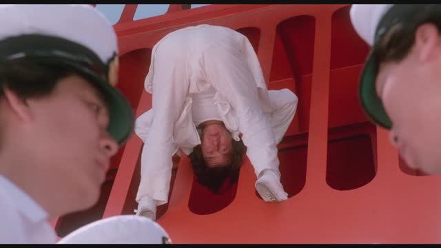 Городской охотник: Охотник убегает от охраны