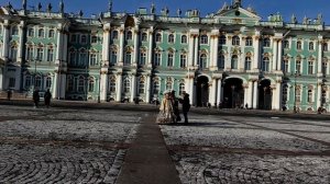 ДВОРЦОВАЯ ПЛОЩАДЬ