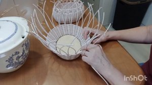 сплела пару для конфетницы/плету из ротанга