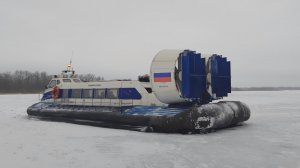 На подушке вдоль промоин