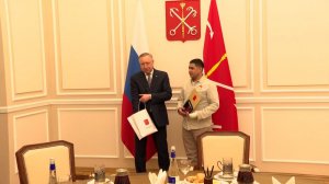 «Я плакал»: получивший награду за спасение ребенка дворник из Петербурга не считает себя героем