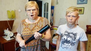 БАБУШКА ГРИФЕРА С БИТОЙ ВЫГНАЛА МЕНЯ ИЗ ДОМА В РЕАЛЬНОЙ ЖИЗНИ ИЗ-ЗА МАЙНКРАФТ!