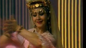 *Сочларини ёйиб шу қиз галади* Рахматжон Қурбонов