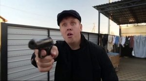 Lavrensem - БАНДИТЫ РАЗБИЛИ НИВУ | Сериал БРАТИКИ - 199 серия / Реакция