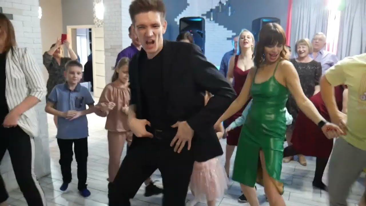 Флэшмоб на Юбилее под песню ОПА ГАНГАМ СТАЙЛ - PSY - GANGNAM STYLE. Ведущая + Диджей. смотреть онлайн