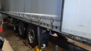 Почему лучше вытащить ключ из энергоаккумулятора прицепа