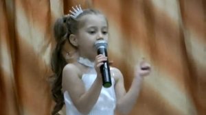 Мама, будь всегда со мною рядом... 
Ульяне 6 лет.