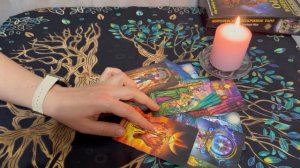 Что она думала о Вас сегодня? Расклад для мужчин.