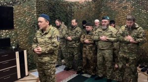 Апти Алаудинов "АХМАТ" Совместный намаз с бойцами отряда Апти Охотника
