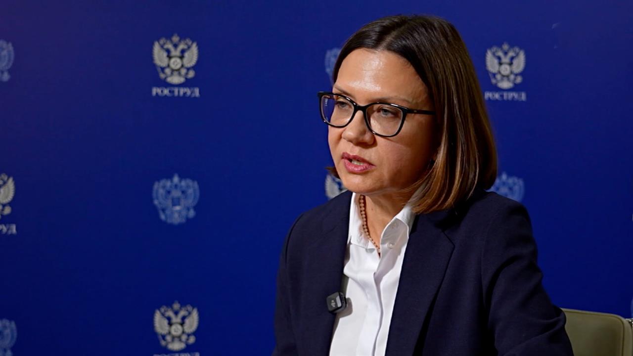 Условия мелким шрифтом: эксперт назвала нюансы ненормированного рабочего графика смотреть онлайн