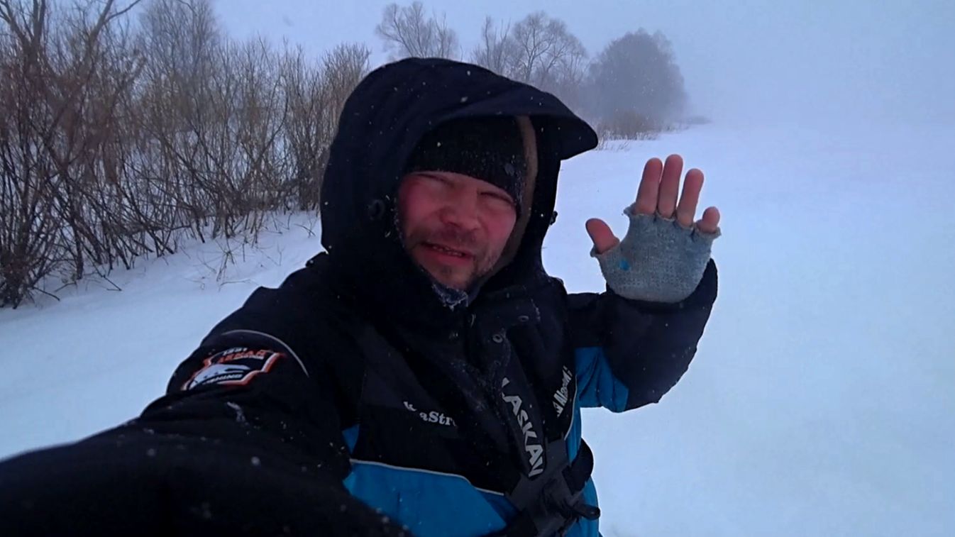 Хороший клёв в метель! Рыбалка на Оке 2026! смотреть онлайн