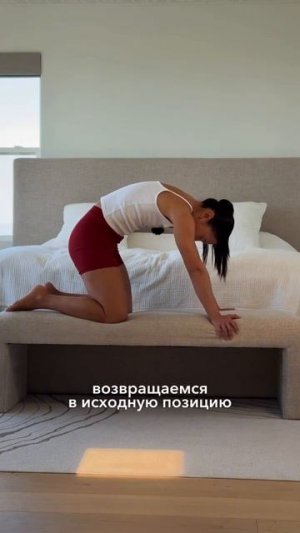 Убираем двойной подбородок, формируем овал лица и двигаем всем телом.