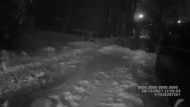 Как найти кольцо в снегу