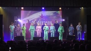 Па-па-папа-ансамбль Горошины