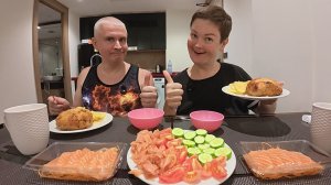 Мукбанг ОТМЕТИЛИ завершение сезона в Таиланде и 10000 подписчиков на Рутуб) МАНДРАЖ перед ДОМОМ ужин