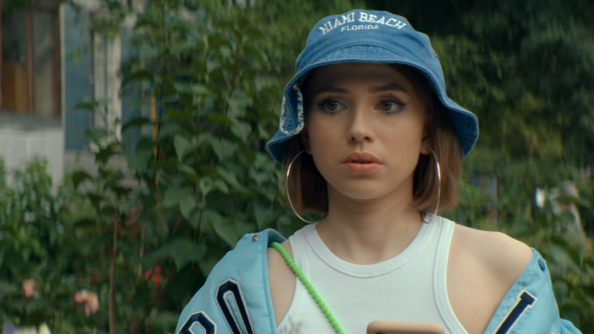 Праздники. Мини-сериал, 1 сезон, 4 серия смотреть онлайн