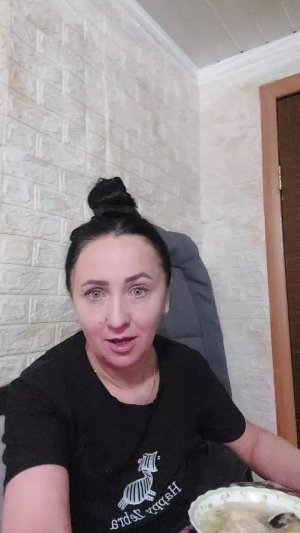 мукбанг/щи с мясом/сальцо/ крылья в панировке