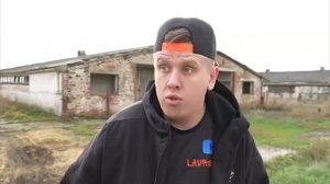 Lavrensem - КЛОУН СЖЁГ НАШ ДОМ? | Сериал БРАТИКИ - 176 серия / Реакция