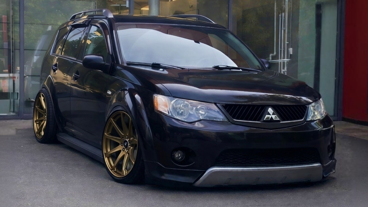 Outlander xl Grok смотреть онлайн