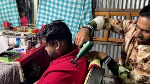 ASMR-МАССАЖ головы снимает СТРЕСС от уличного парикмахера в Индии