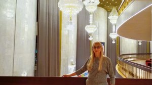 Сходила в театр