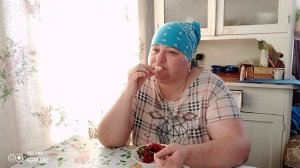 на обед гречка и винегрет. хорошего дня 😉