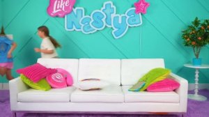 Nastya plays Talking Tom & Friends： World