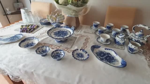 СТОЛ ДЛЯ ГОСТЕЙ- АНГЛИЧАН И НЕМНОГО ИНФОРМАЦИИ. смотреть онлайн