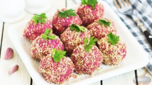 СВЕКОЛЬНЫЕ ШАРИКИ