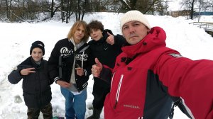 Рыбалка с подписчиками. Мормышинг зимой. Ловля живца.